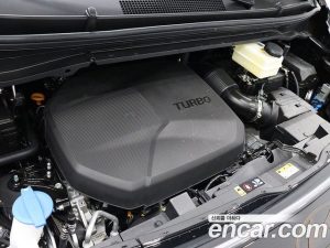 Hyundai Staria 4WD Lounge 7-Seater 2025 года из Южной Кореи