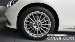 Mercedes-Benz E-Class E250 Exclusive 2023 года из Южной Кореи