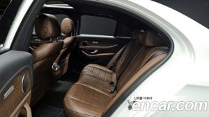 Mercedes-Benz E-Class E250 Exclusive 2023 года из Южной Кореи