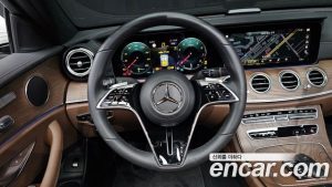Mercedes-Benz E-Class E250 Exclusive 2023 года из Южной Кореи