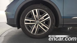 Volkswagen Tiguan 2.0 TDI Prestige 2024 года из Южной Кореи