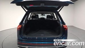 Volkswagen Tiguan 2.0 TDI Prestige 2024 года из Южной Кореи