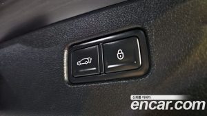 Genesis GV70 2.5T Бензин AWD 2024 года из Южной Кореи