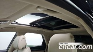 Genesis GV70 2.5T Бензин AWD 2024 года из Южной Кореи