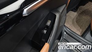 Kia Seltos Бензин 1.6 Turbo 2WD 2024 года из Южной Кореи