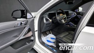 BMW X6 M60i 2024 года из Южной Кореи