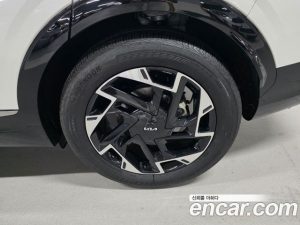 Kia Sportage Бензин 1.6 Turbo 2WD 2024 года из Южной Кореи