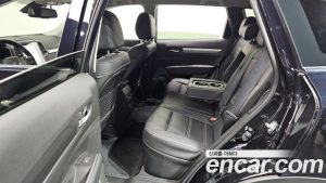 Renault-KoreaSamsung QM6 2.0 LPe LE 2WD 2023 года из Южной Кореи