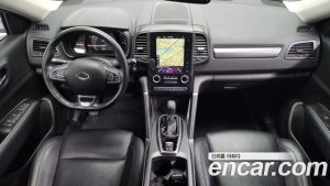 Renault-KoreaSamsung QM6 2.0 GDe LE Signature 2WD 2023 года из Южной Кореи