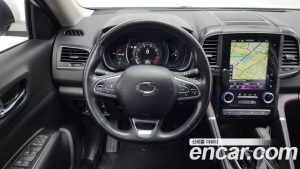 Renault-KoreaSamsung QM6 2.0 GDe LE Signature 2WD 2023 года из Южной Кореи