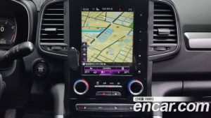 Renault-KoreaSamsung QM6 2.0 GDe LE Signature 2WD 2023 года из Южной Кореи