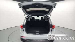 Renault-KoreaSamsung QM6 2.0 GDe LE Signature 2WD 2023 года из Южной Кореи