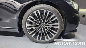Mercedes-Benz S-Class S450L 4MATIC 2023 года из Южной Кореи
