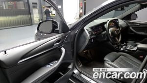 BMW X4 xDrive20i M Sport 2023 года из Южной Кореи