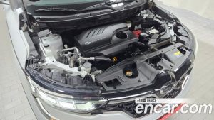 Renault-KoreaSamsung QM6 2.0 GDe LE Signature 2WD 2023 года из Южной Кореи