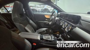 Mercedes-Benz CLA-Class CLA250 4MATIC 2024 года из Южной Кореи