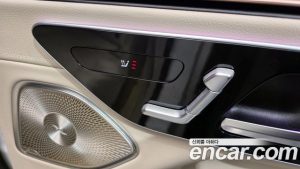 Mercedes-Benz EQS EQS450 4MATIC 2023 года из Южной Кореи