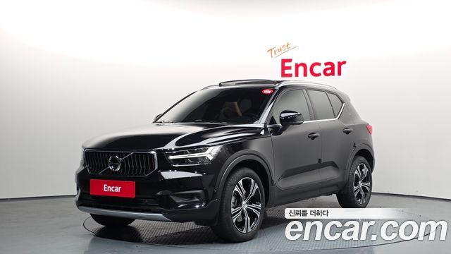 Volvo XC40 B4 Inscription 2022 года из Кореи