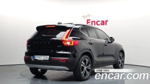 Volvo XC40 B4 Inscription 2022 года из Южной Кореи