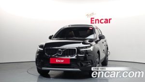 Volvo XC40 B4 Inscription 2022 года из Южной Кореи