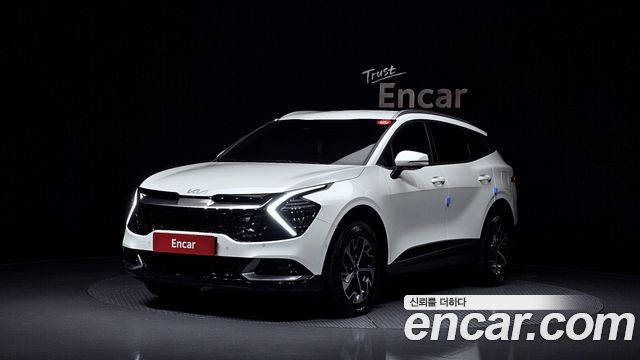 Kia Sportage Signature 2WD 2024 года из Кореи