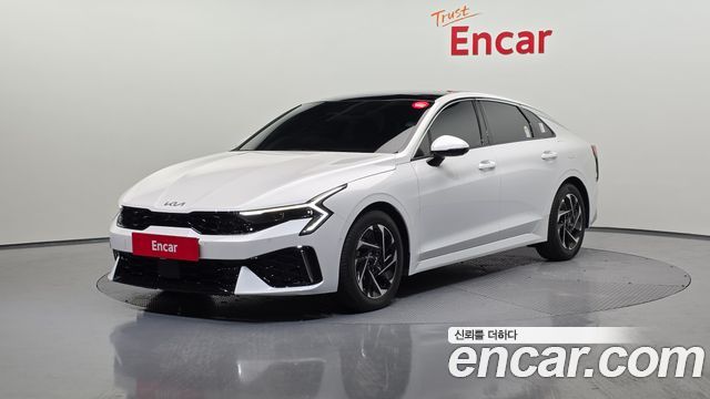 Kia K5 Signature 2024 года из Кореи