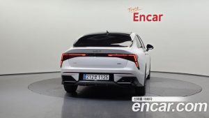 Kia K5 Signature 2024 года из Южной Кореи