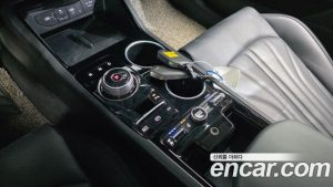 Kia K5 Signature 2024 года из Южной Кореи