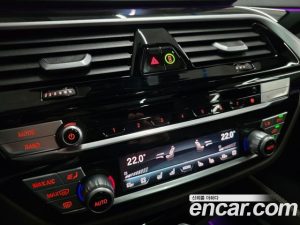 BMW 5-Series 530i M Sport 2023 года из Южной Кореи