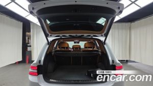 Genesis GV80 2.5T Бензин 2WD 2024 года из Южной Кореи