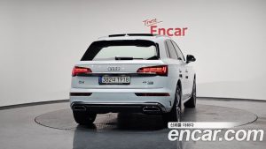 Audi Q5 45 TFSI 4WD Premium 2023 года из Южной Кореи