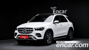 Mercedes-Benz GLE-Class GLE300d 4MATIC 2025 года из Южной Кореи