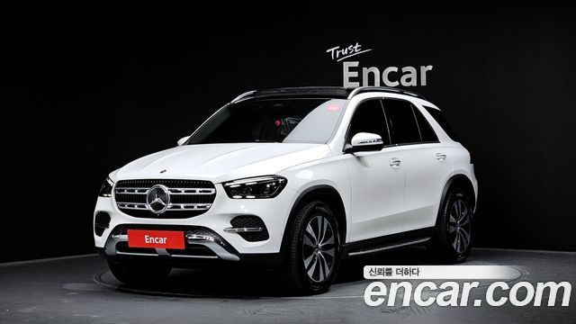 Mercedes-Benz GLE-Class GLE300d 4MATIC 2025 года из Кореи