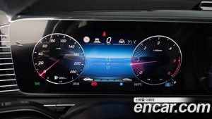 Mercedes-Benz GLE-Class GLE300d 4MATIC 2025 года из Южной Кореи