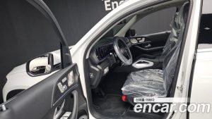Mercedes-Benz GLE-Class GLE300d 4MATIC 2025 года из Южной Кореи