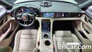 Porsche Taycan 4S 2023 года из Южной Кореи
