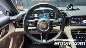 Porsche Taycan 4S 2023 года из Южной Кореи