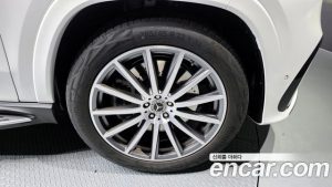 Mercedes-Benz GLS-Class GLS450 4MATIC 2025 года из Южной Кореи