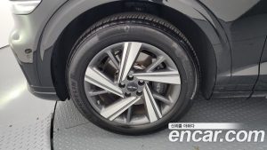 Genesis GV70 2.5T Бензин 2WD 2025 года из Южной Кореи