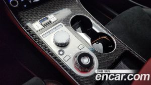 Genesis GV70 2.5T Бензин 2WD 2025 года из Южной Кореи