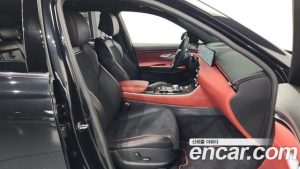 Genesis GV70 2.5T Бензин 2WD 2025 года из Южной Кореи