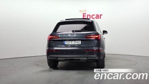 Audi Q5 45 TFSI 4WD 2023 года из Южной Кореи