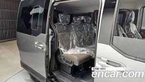 Kia PV5 Passenger 2026 года из Южной Кореи