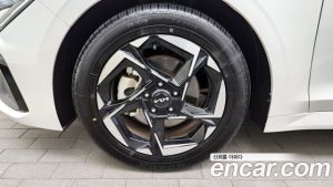 Kia K5 2.0 2024 года из Южной Кореи