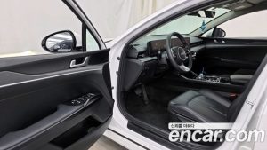 Kia K5 2.0 2024 года из Южной Кореи