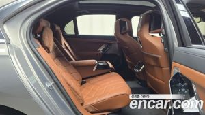 BMW 7-Series 740d xDrive M Sport 2025 года из Южной Кореи