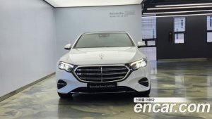 Mercedes-Benz E-Class E220d 4MATIC Exclusive 2024 года из Южной Кореи