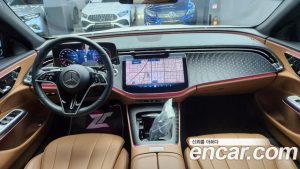 Mercedes-Benz E-Class E220d 4MATIC Exclusive 2024 года из Южной Кореи