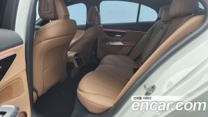 Mercedes-Benz E-Class E220d 4MATIC Exclusive 2024 года из Южной Кореи