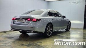 Mercedes-Benz E-Class E220d 4MATIC Exclusive 2024 года из Южной Кореи
